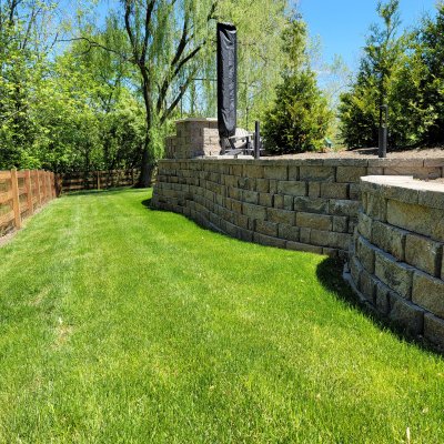 Keystone wall